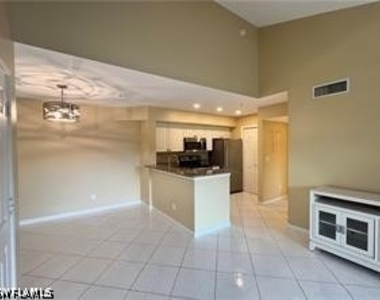 1265 Wildwood Lakes Boulevard - Photo Thumbnail 2