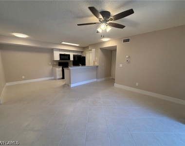 2094 Arbour Walk Circle - Photo Thumbnail 1