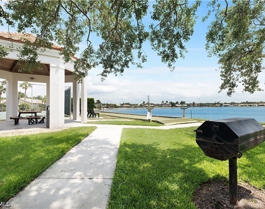 7791 Esmeralda Way - Photo Thumbnail 25