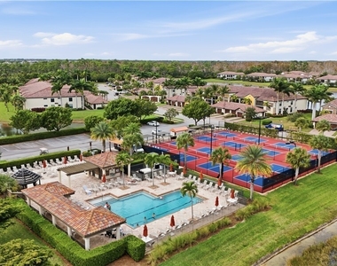9528 Avellino Way - Photo Thumbnail 22