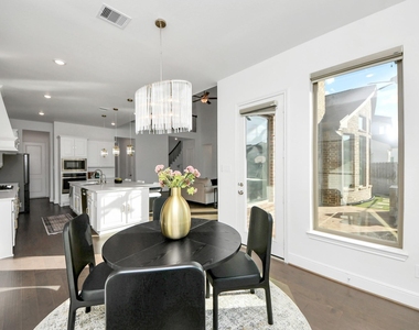 10719 Klaria Crescent Court - Photo Thumbnail 24