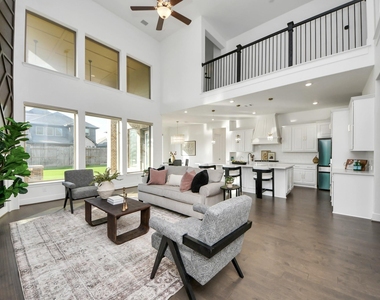 10719 Klaria Crescent Court - Photo Thumbnail 4