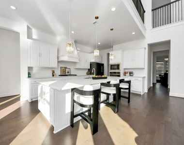 10719 Klaria Crescent Court - Photo Thumbnail 19