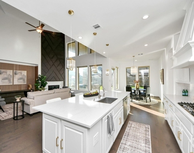 10719 Klaria Crescent Court - Photo Thumbnail 22