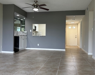 149 Palm Drive - Photo Thumbnail 11