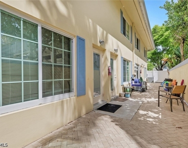 230 3rd Avenue S - Photo Thumbnail 14