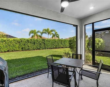 15561 Vittorio Street - Photo Thumbnail 20