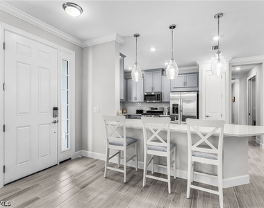 15561 Vittorio Street - Photo Thumbnail 12