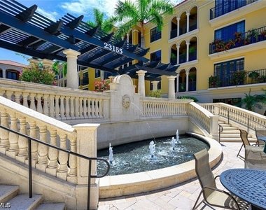 8010 Via Sardinia Way - Photo Thumbnail 21
