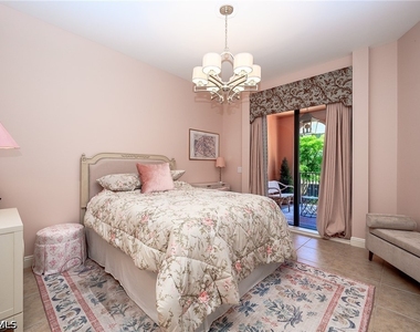 8010 Via Sardinia Way - Photo Thumbnail 13