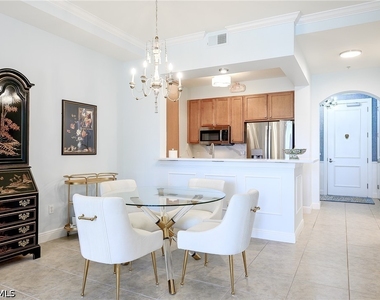 8010 Via Sardinia Way - Photo Thumbnail 4