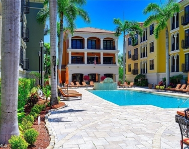 8010 Via Sardinia Way - Photo Thumbnail 23