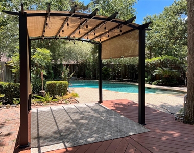 147 N Willow Point Circle - Photo Thumbnail 17
