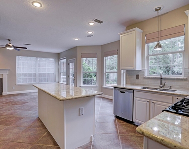 147 N Willow Point Circle - Photo Thumbnail 5