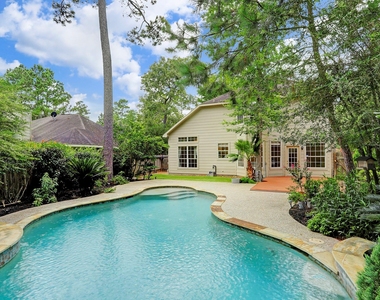147 N Willow Point Circle - Photo Thumbnail 18