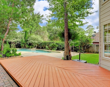 147 N Willow Point Circle - Photo Thumbnail 16