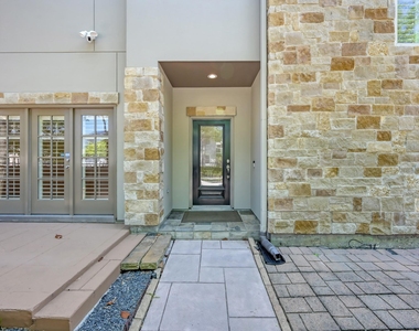 2101 Elmen Street - Photo Thumbnail 5