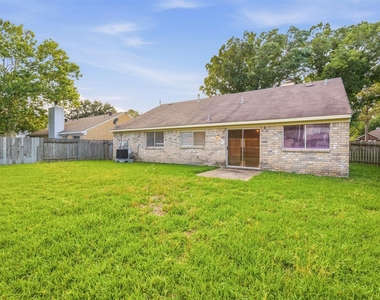 2658 Anthony Hay Lane - Photo Thumbnail 24