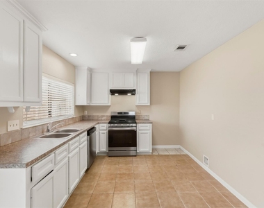 2658 Anthony Hay Lane - Photo Thumbnail 14