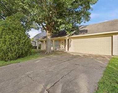 2658 Anthony Hay Lane - Photo Thumbnail 1