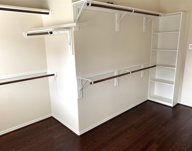 3021 Kisling Street - Photo Thumbnail 19