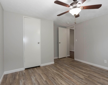 30003 W Boardwalk Drive - Photo Thumbnail 40