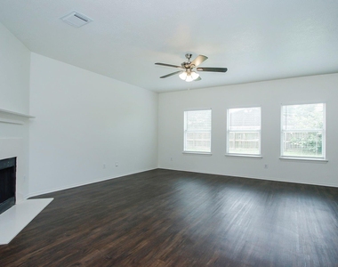 20102 Glacier Falls Drive - Photo Thumbnail 6