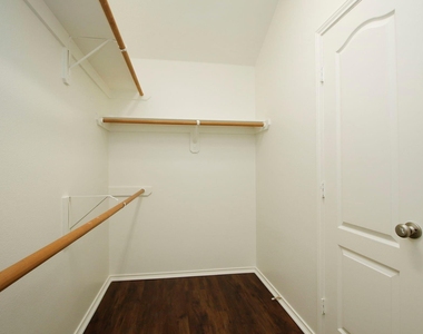 20102 Glacier Falls Drive - Photo Thumbnail 29