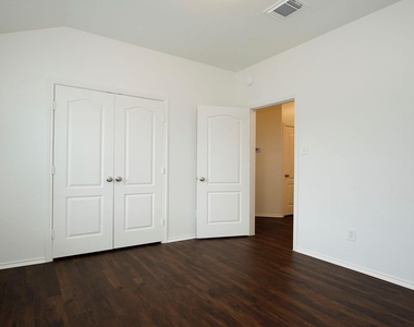 20102 Glacier Falls Drive - Photo Thumbnail 33