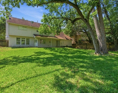 1122 Tigris Lane - Photo Thumbnail 33
