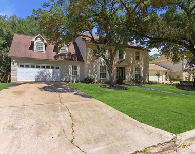 1122 Tigris Lane - Photo Thumbnail 2
