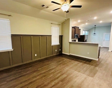 14223 Grand Hills Drive - Photo Thumbnail 2