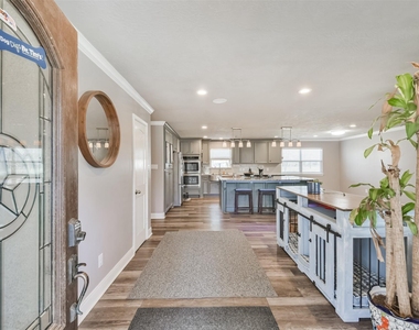 24237 Creekwood Drive - Photo Thumbnail 5