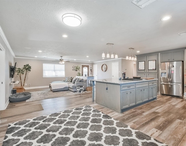 24237 Creekwood Drive - Photo Thumbnail 14