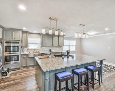 24237 Creekwood Drive - Photo Thumbnail 11