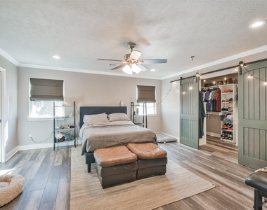 24237 Creekwood Drive - Photo Thumbnail 21