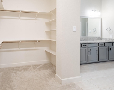 15218 Cortines Court - Photo Thumbnail 28