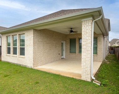 15218 Cortines Court - Photo Thumbnail 4