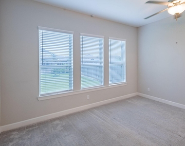 15218 Cortines Court - Photo Thumbnail 21