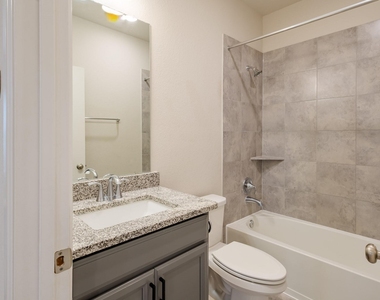 15218 Cortines Court - Photo Thumbnail 38