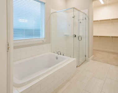 15218 Cortines Court - Photo Thumbnail 25