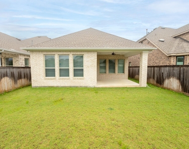 15218 Cortines Court - Photo Thumbnail 3