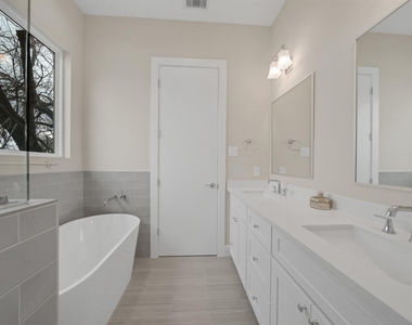 2502 W Tidwell Road - Photo Thumbnail 13