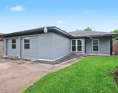 4514 36th Street - Photo Thumbnail 5