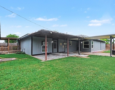 4514 36th Street - Photo Thumbnail 9