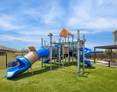 9757 Stewart Springs Boulevard - Photo Thumbnail 10