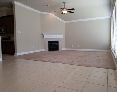 9515 Bosque Hills Court - Photo Thumbnail 14