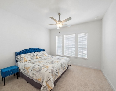 2211 Stone Lodge Court - Photo Thumbnail 20