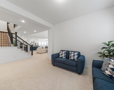2211 Stone Lodge Court - Photo Thumbnail 3