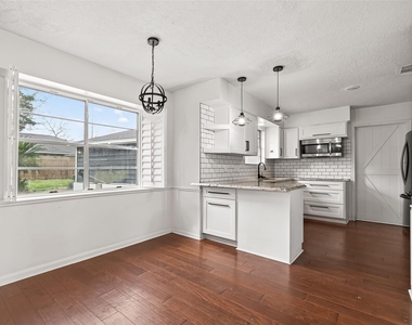 20211 Salzburg Lane - Photo Thumbnail 11